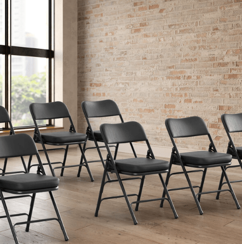 כיסא מתקפל מרופד נוח מאוד חזק יציב מושב וגב מרופד כסא מתקפל צבע שחור דגם היילנד#צבע_שחור