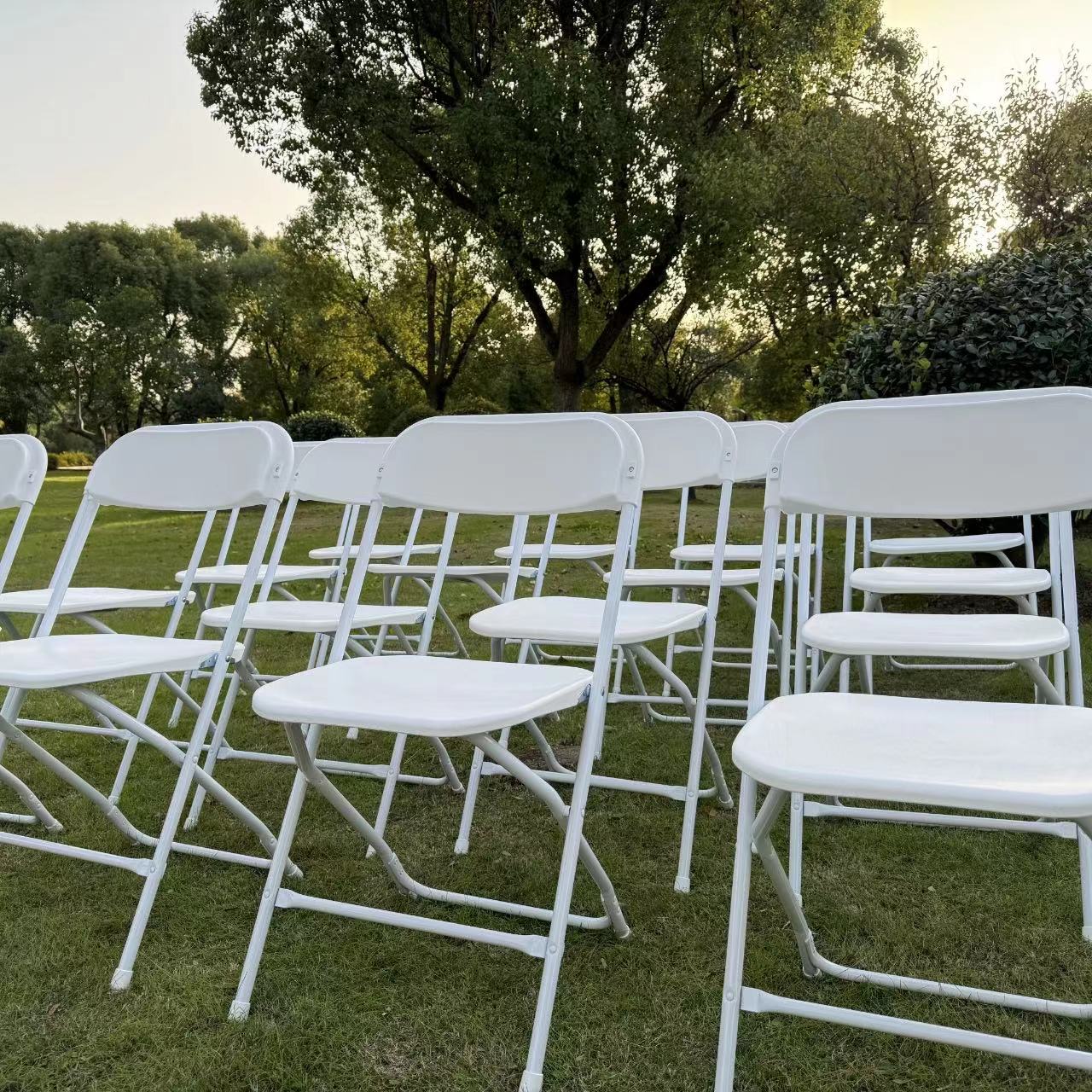Elevate Your Dining Experience with Foldees Folding Chairs: The Premier Choice for Guest seating in Israel